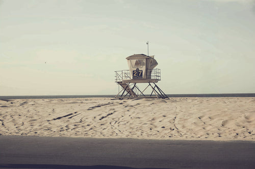 27 State Park – Closure fine art photograph by Frank Kayser showing coastal horizon in a minimal seascape (California State Park – Early Morning)
