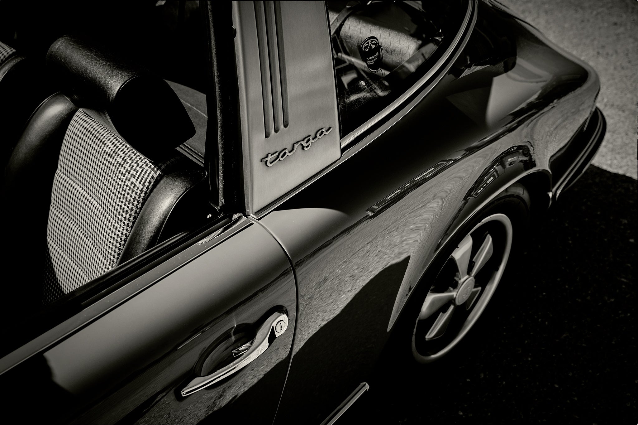 ELEGANT SHOULDER fine art photograph by Frank Kayser showing working vehicle in a urban still life (California – Private Classic Car Collection)