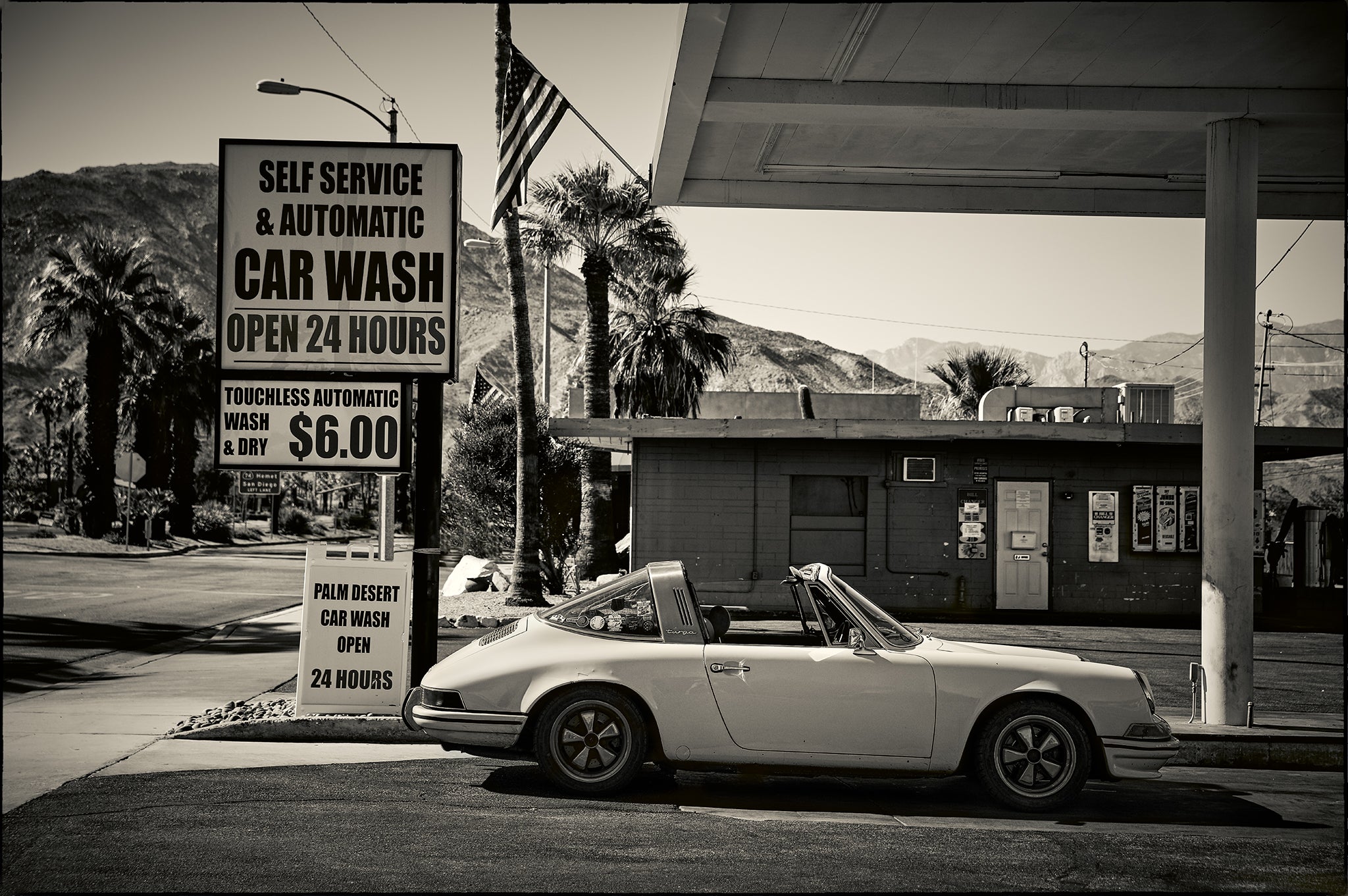 Car Wash Palm Springs fine art photograph by Frank Kayser showing working vehicle in a urban still life (Palm Springs, California,United States;California;Palm Desert;the rbook roadshow)
