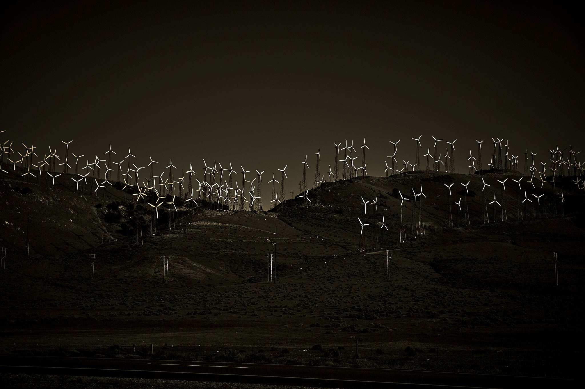 Don Quichotte fine art photograph by Frank Kayser showing private property sign and chain barrier in a coastal access corridor (American Desert – Wind Farm Ridge)