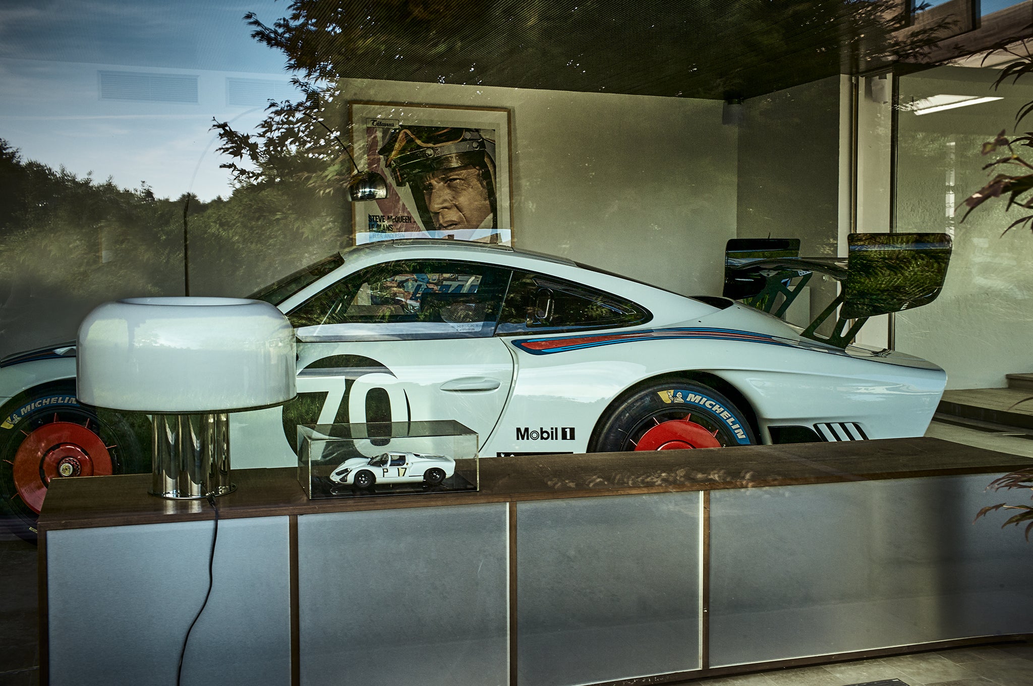 MCQUEEN’S ECHO fine art photograph by Frank Kayser showing working vehicle in a urban still life (Neutra Villa – Kaufmann House)